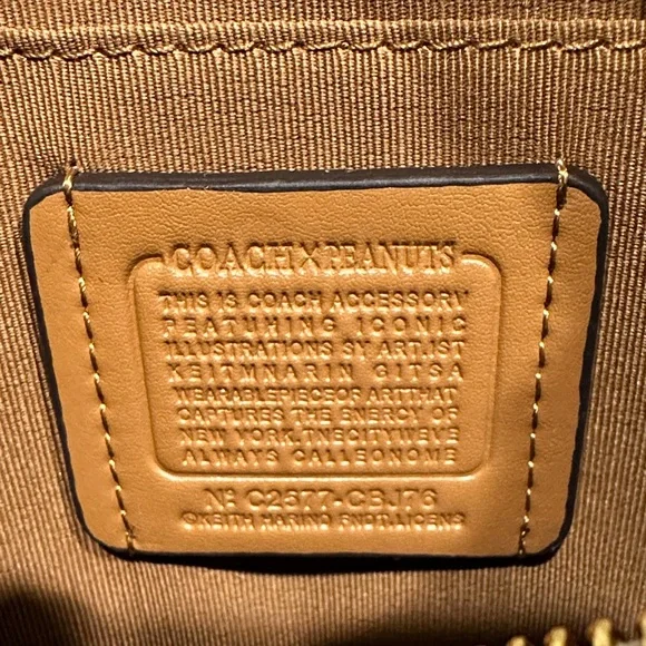 Coach White Snoopy and Woodstock Shoulder Bag - Picture 3 of 9